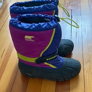 Sorel Vibrant Purple and Navy Boots